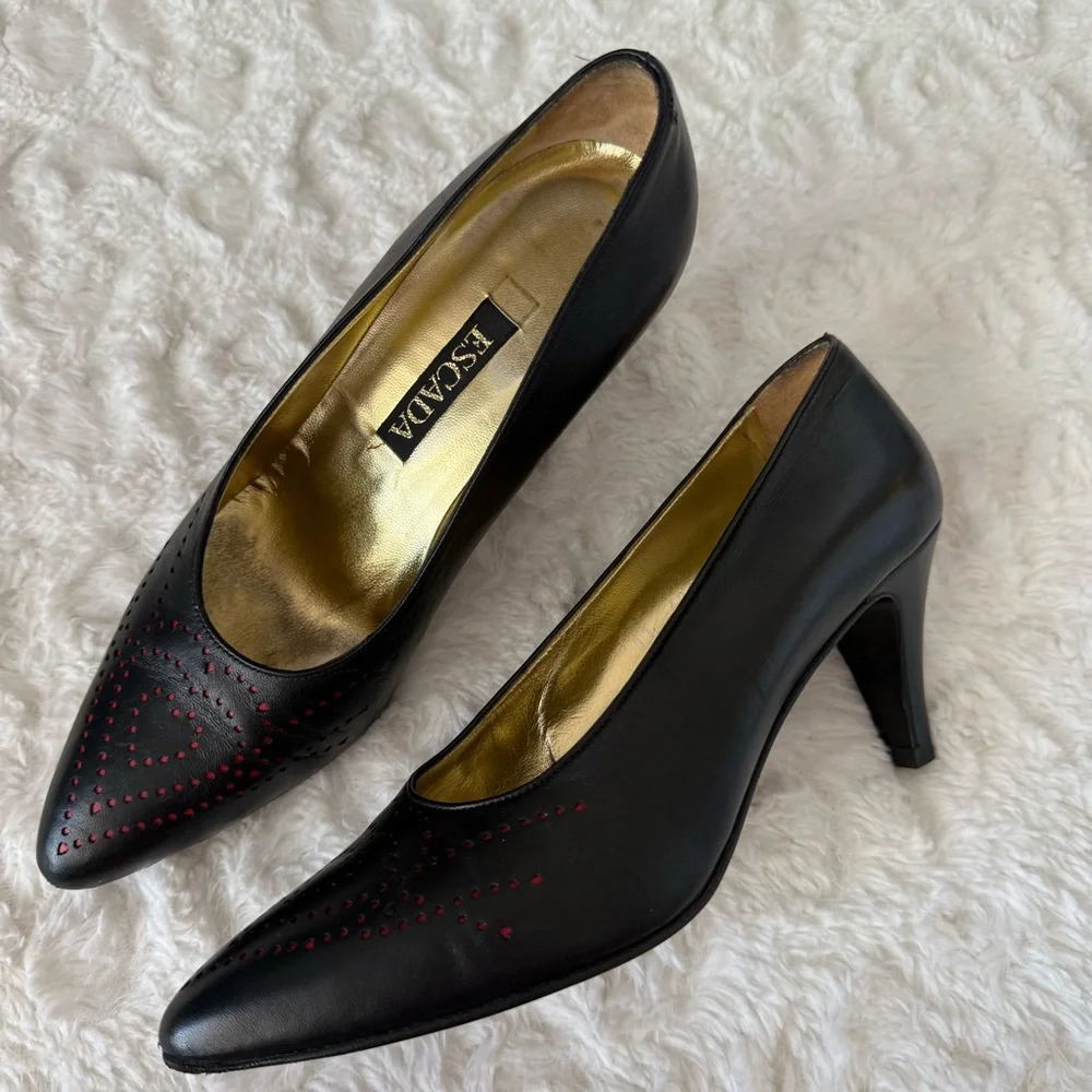 ESCADA Vintage Leather Heels Pumps